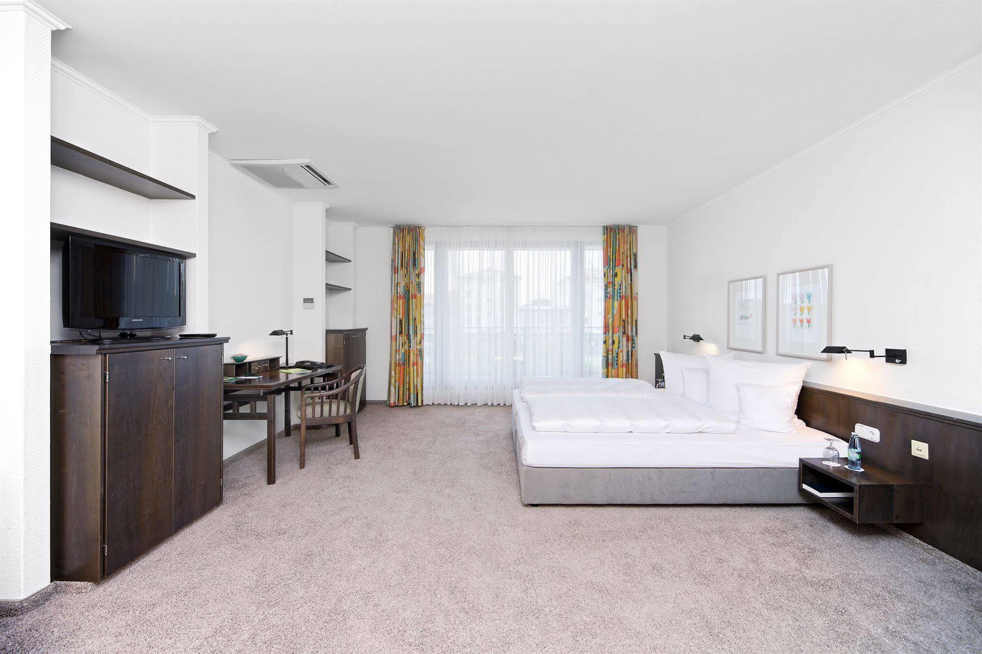 Hotel Herzogspark Herzogenaurach Dış mekan fotoğraf